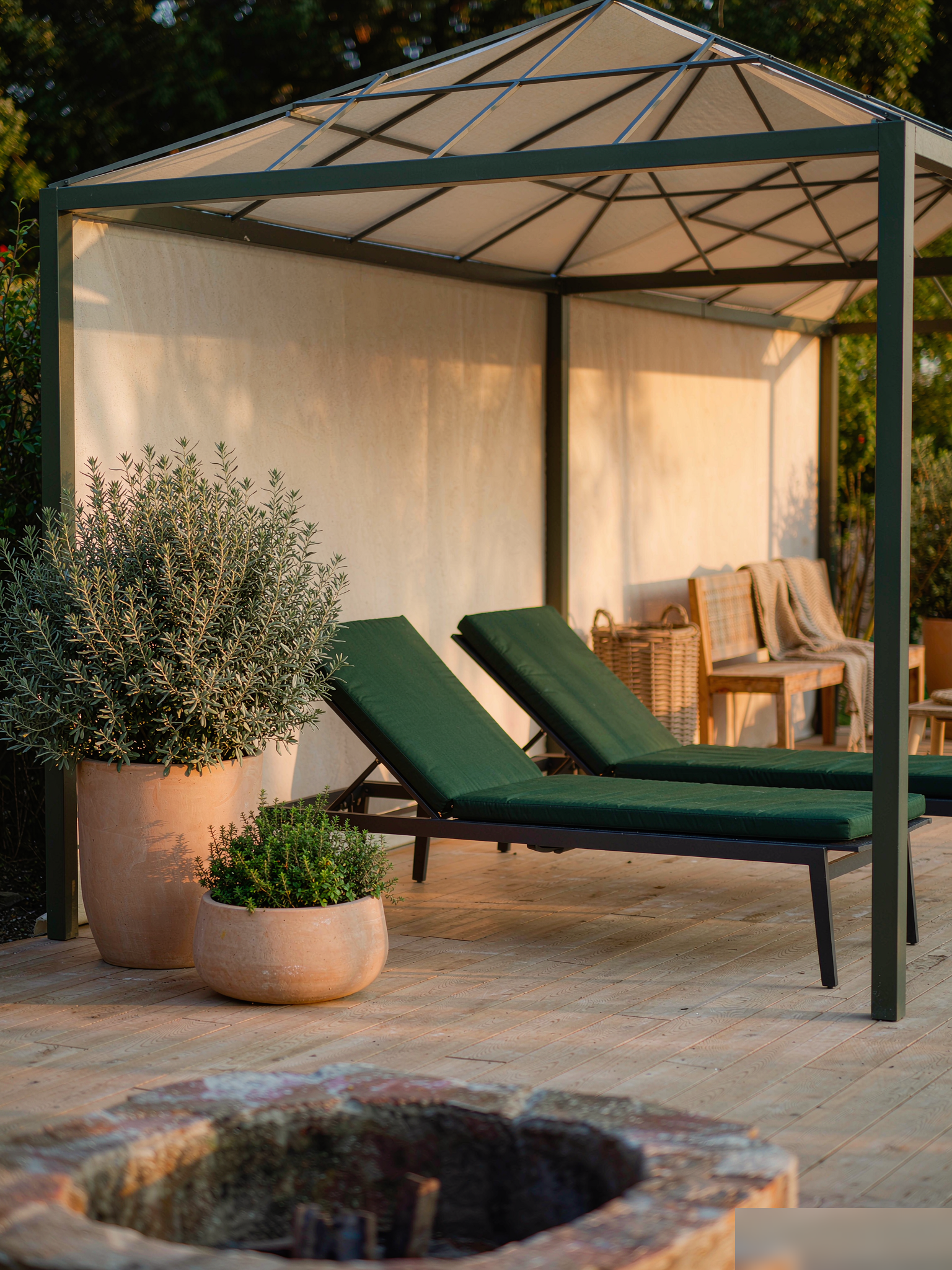 Outdoor & Garden